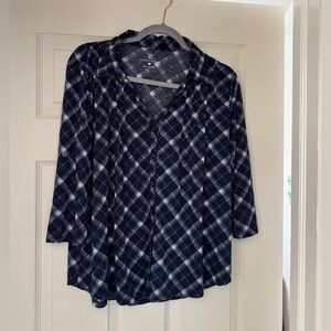 New York & Company Blue/White Pintuck Plaid Roll-Up Sleeve Blouse/ Size Large